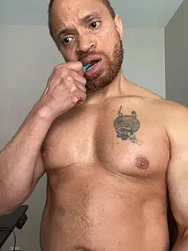 Fathero1time live XXX chat