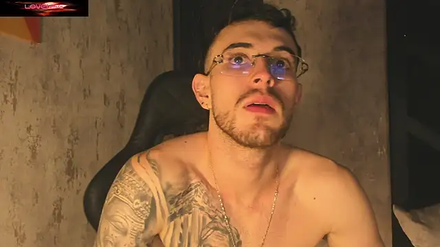 CodyWalkerR 라이브 XXX 채팅