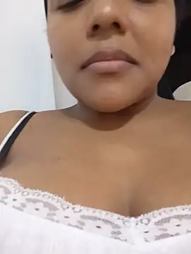 veronica_em1 Chat XXX in diretta