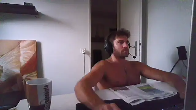 alpha-hunk's Live XXX Chat