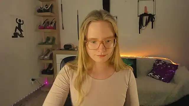 NancyHottie's Live XXX Chat