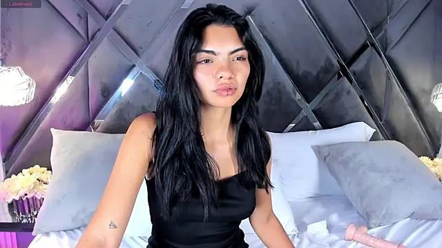 Scarrlethx's Live XXX Chat