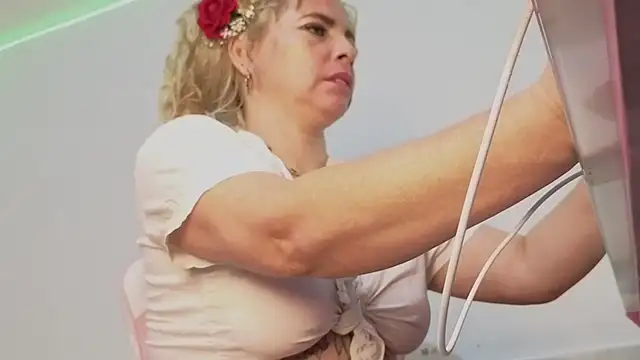 HannaBrave Chat XXX live