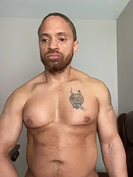 Chatroom XXX en direct de Fathero1time