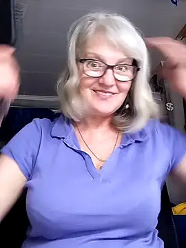irinamaux Chat XXX in diretta