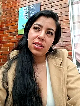 Luianna Live XXX-Chat