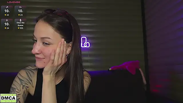 Živý XXX chat meowluv66