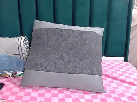 Chat XXX ao vivo de Usher22