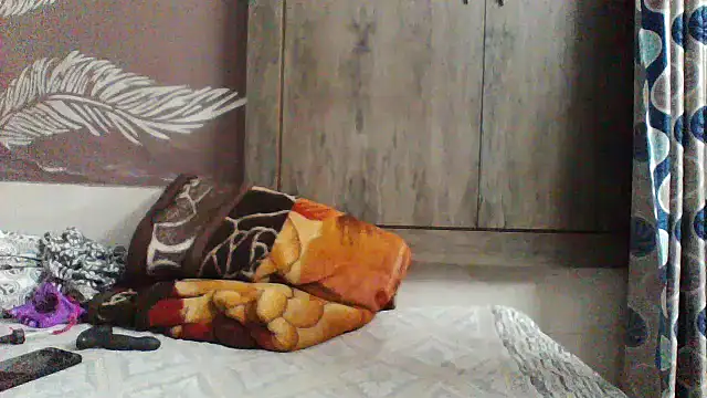 shalini_fire's Live XXX Chat