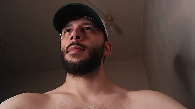 henryaxe's Live XXX Chat