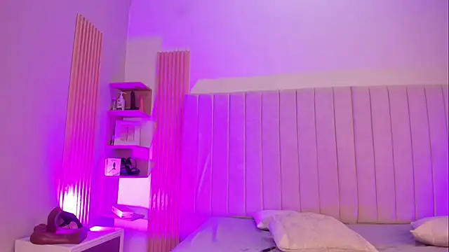 Živý XXX chat Littleolivia_
