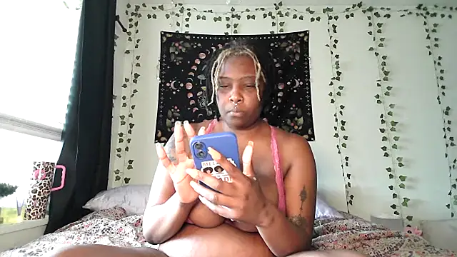 goddessnelle's Live XXX Chat