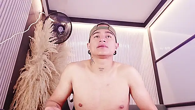 Chat XXX en directo de LiamDeep