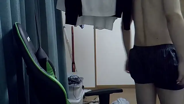 aokunvvv 现场XXX聊天