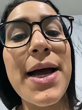 XXX chat uživo modela Val12777