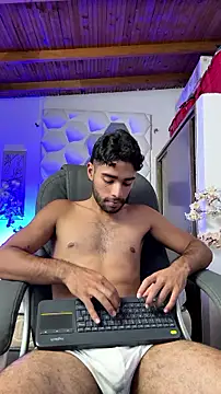 XXX chat uživo modela AlejandroGreco