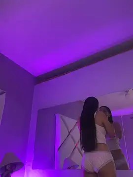 Amelia_Rivas 现场XXX聊天