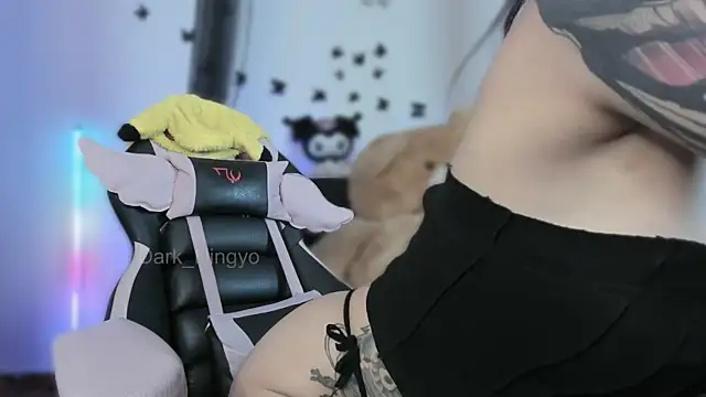 Dark_ningyo1 라이브 XXX 채팅