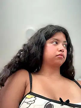 Chat +18 de Peach_Girll ao vivo