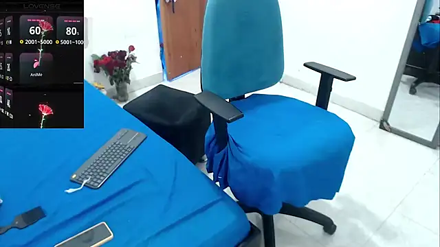 Chat +18 de LAURA_Foxht ao vivo