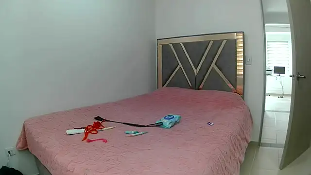 Antonella_Tx_ XXX чат на живо