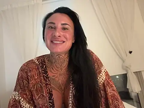 thesecretsofalicia Chat XXX in diretta