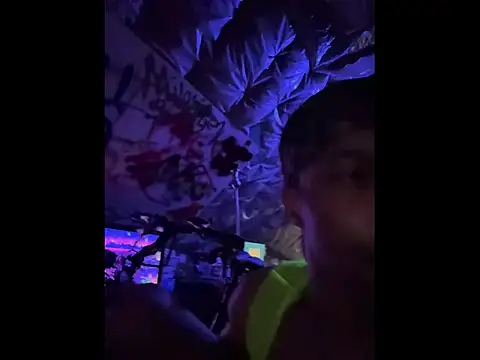 JRNBLU44 Show in webcam