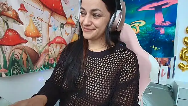 LovelyAzucena's Live XXX Chat