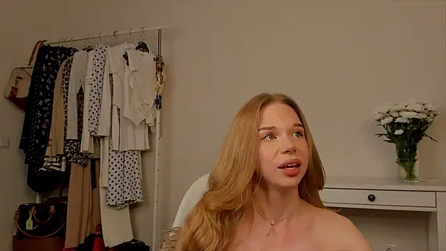 oh_mia Adlı Modelin Canlı XXX Sohbeti