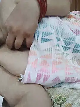 Saanvilusty's Live XXX Chat