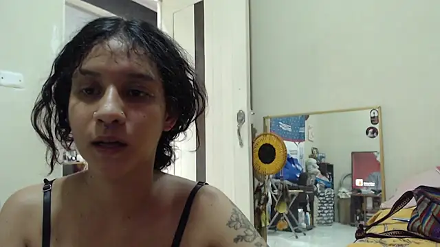 AlinaWoolf_ XXX чат на живо