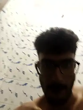 manikanda64 Adlı Modelin Canlı XXX Sohbeti