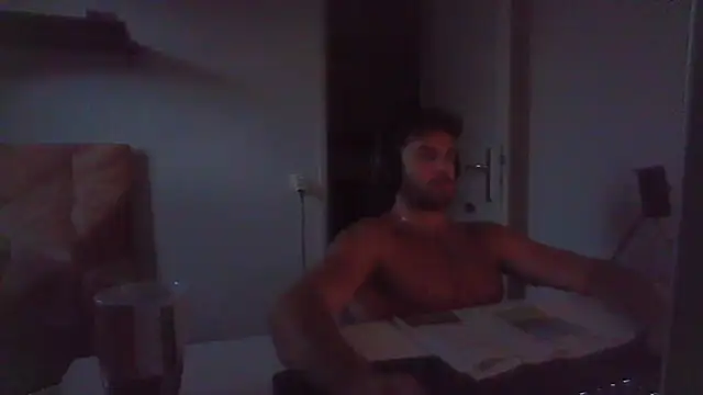 alpha-hunk Live XXX-Chat