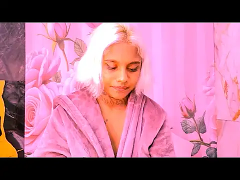 צ'אט XXX בשידור חי של indian_barbie