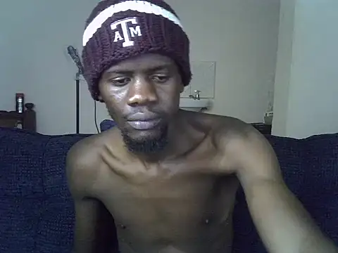 Thee_Biggest Live XXX-chat