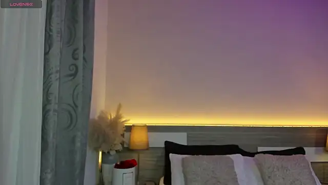دردشة ZarahFoxx الجنسية المباشرة