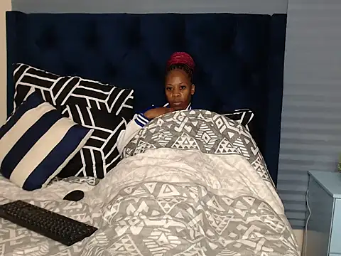 QUEENMANDYY Live XXX-Chat