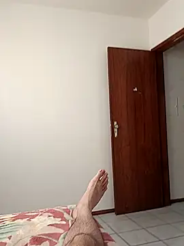 Show modela paugrossinmlk na web-kameri