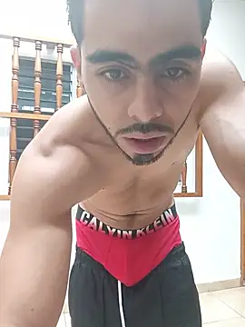 Markos_Miles Live XXX-Chat