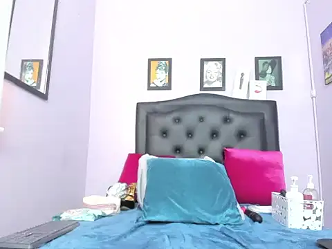 Chat +18 de monalind220 ao vivo