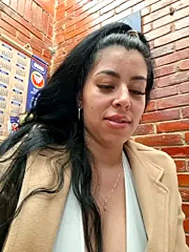 Czat XXX na żywo – Luianna
