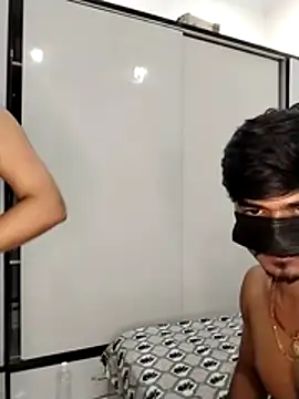 Love-Birdss Webcam-Show