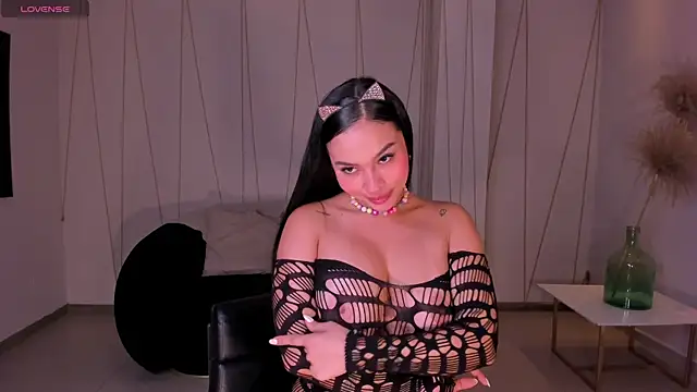 MollyJones_ Chat XXX in diretta