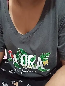 Tanha18 Chat XXX live