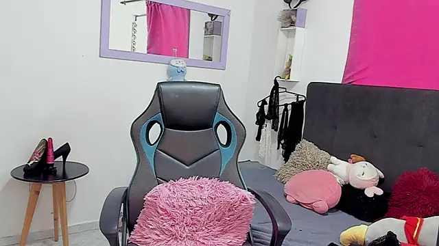 XXX chat uživo modela Hanna_long