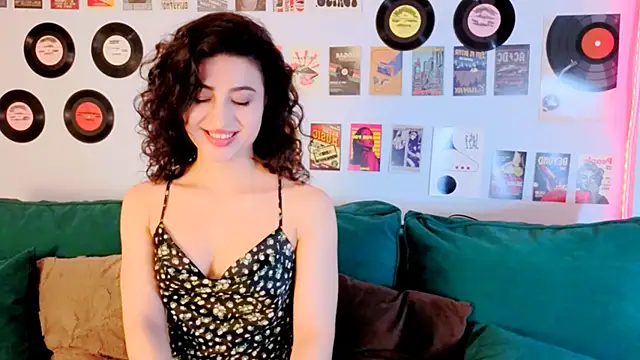 Maya_Rogerss' Live XXX Chat