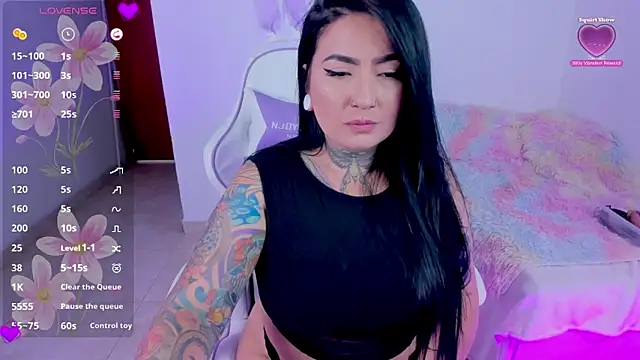 Czat XXX na żywo – heeyy_kitty