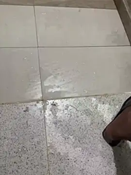 Webkamerová show tharinduxo