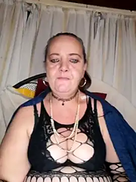 Kimmyb777 Adlı Modelin Canlı XXX Sohbeti