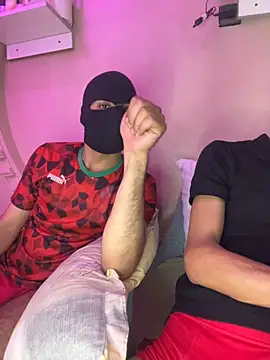 Yassir-xxxl – Live XXX-chat